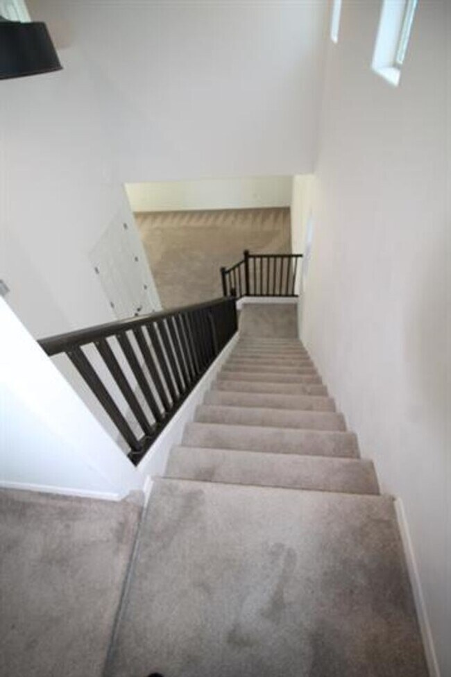 Building Photo - STUNNING 4-Bedroom + Den Home in Gladden Farms!!!!! SOLAR PANELS!!!