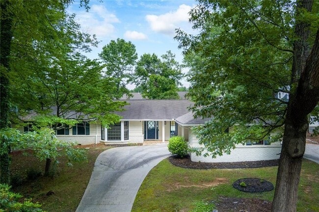 Building Photo - 7330 Hunters Branch Dr NE