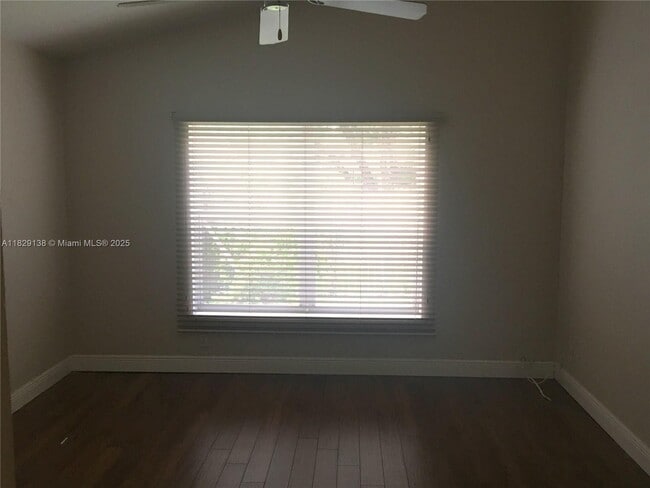 Building Photo - 10281 NW 11th Ct