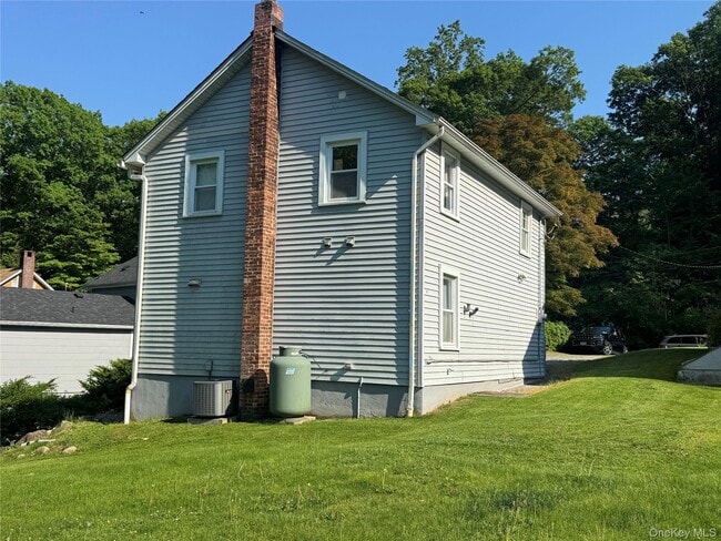 Building Photo - 62 Whippoorwill Rd E