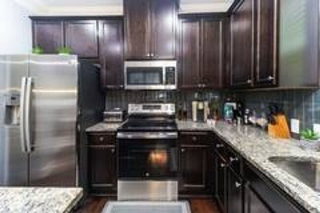Building Photo - Charming 3BR Townhome in Lilburn