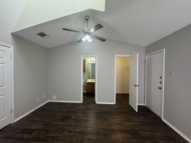 Building Photo - Walt/Mintz Properties1 (522 Cutty Trl)