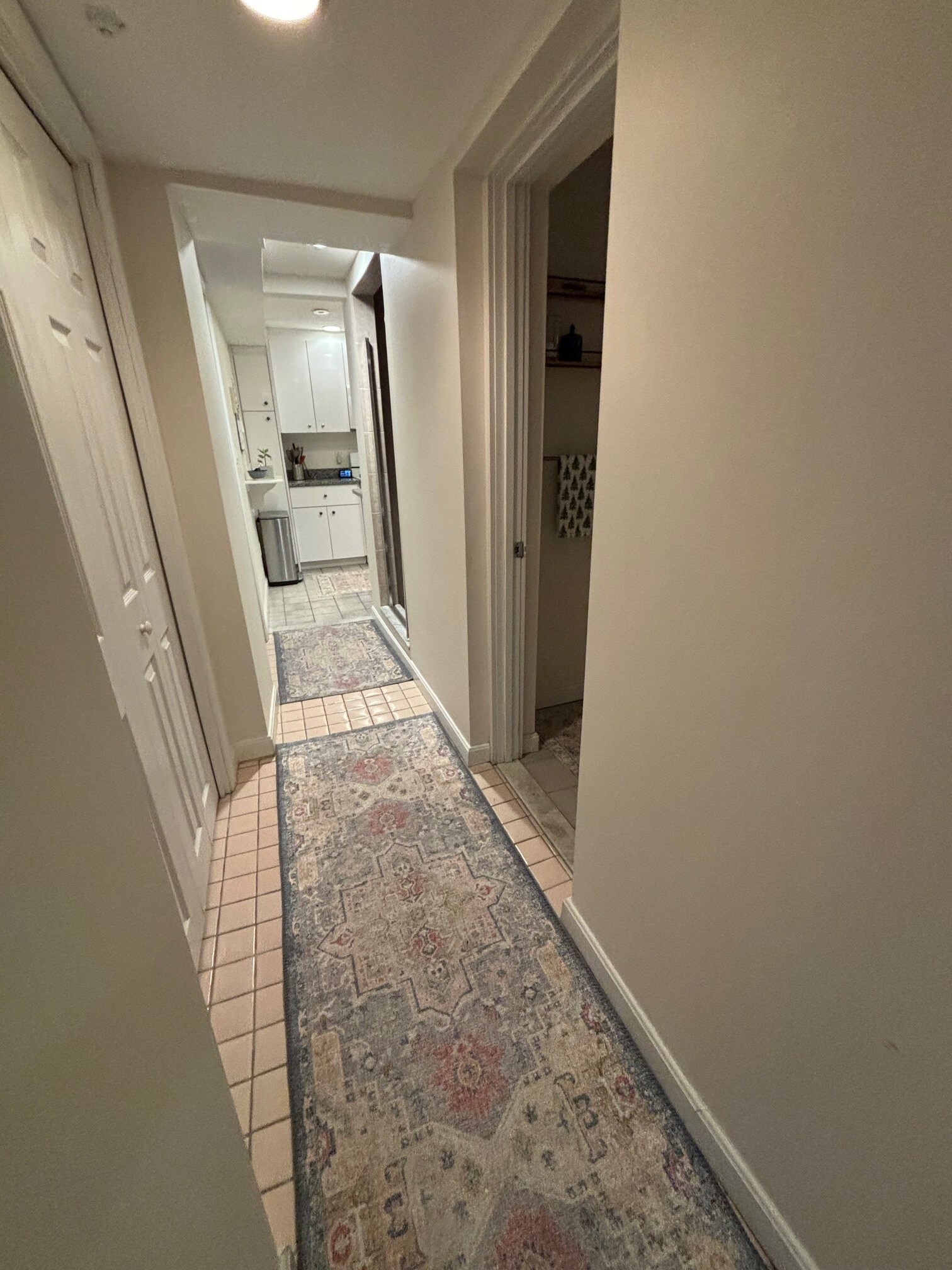 Building Photo - 106 Myrtle St