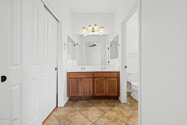 Building Photo - 1874 S Tucana Ln