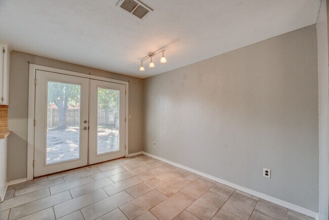 Building Photo - 12500 SW 2nd St