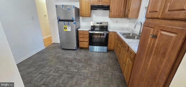 Building Photo - 5616 Old Temple Hill Rd