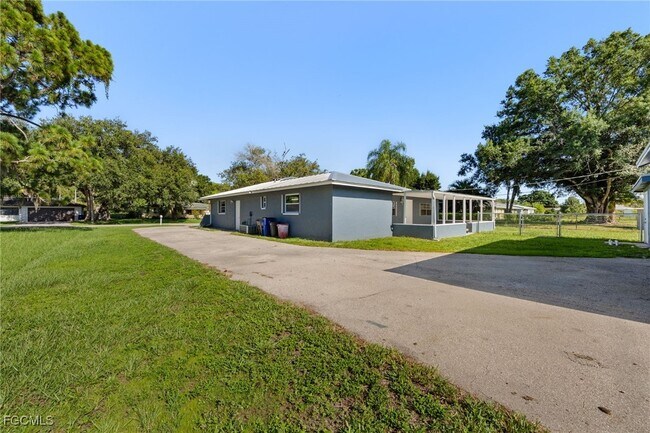 Building Photo - 2981 Ribbon Ct