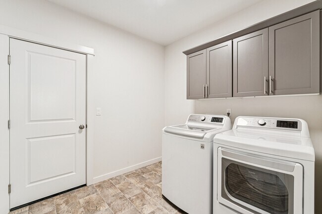 Building Photo - 10646 W Thimbleberry Ct