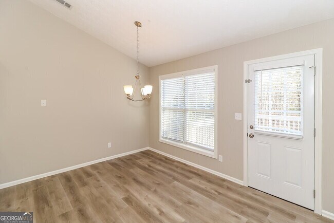 Building Photo - 1295 Mill Shyre Way