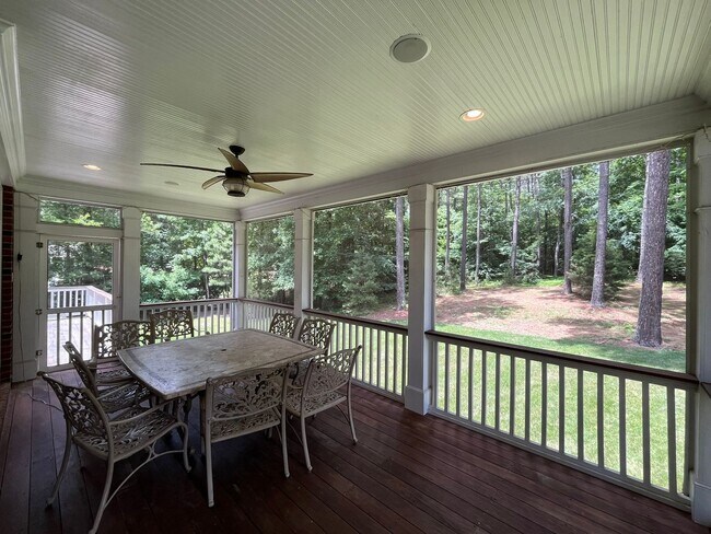 Building Photo - Incredible 4BD, 6.5BA Raleigh Home Near Fa...