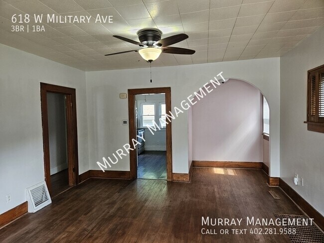 Building Photo - 618 W Military Ave