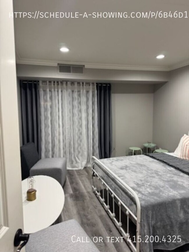Building Photo - 309 Tradewinds Dr