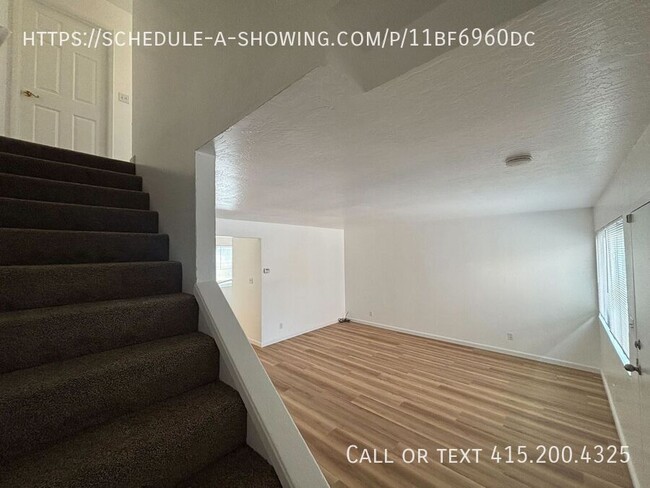 Building Photo - Charming 3-Bed, 1.5-Bath Condo in San Pabl...