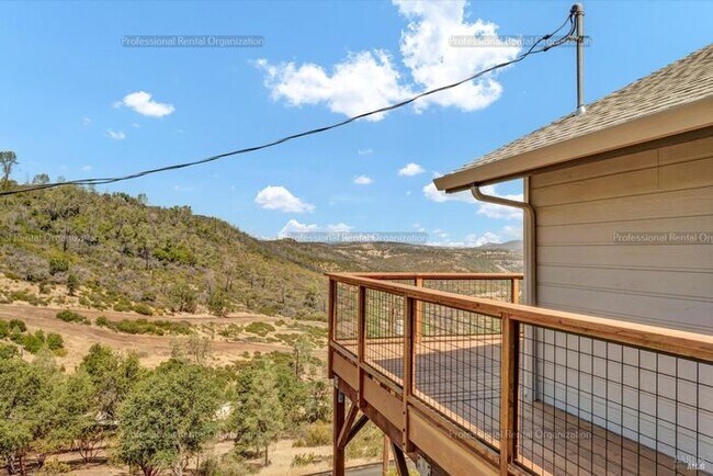 Building Photo - Beautifully updated-Stunning Views in Pope Valley "First Month Rent Free"