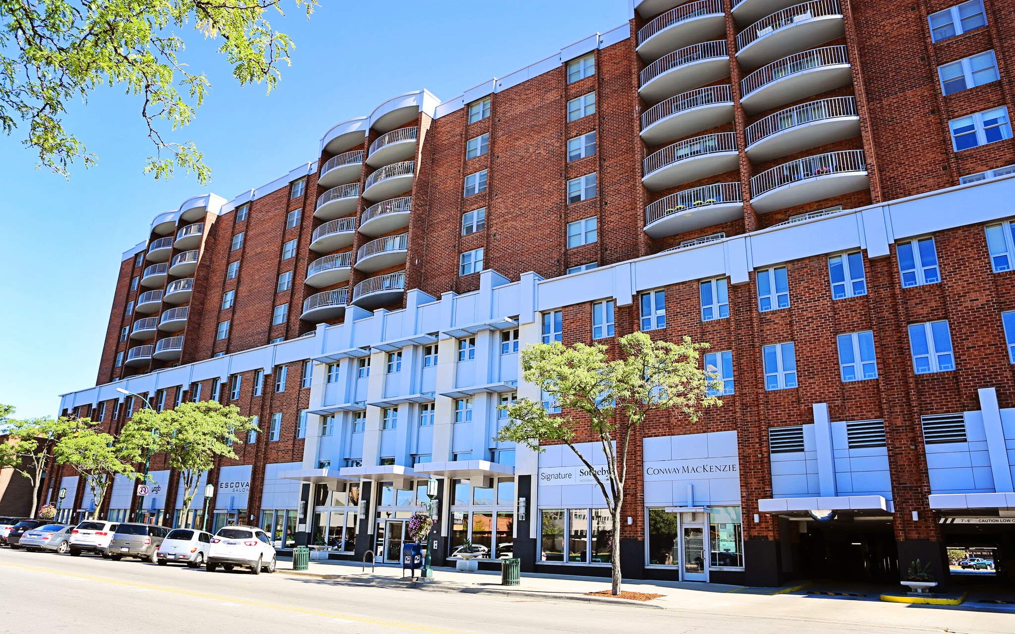 Building Photo - 411 S Old Woodward Ave