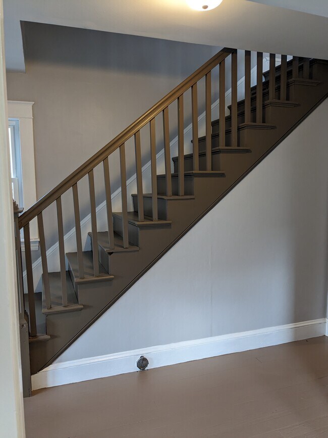 Building Photo - 13 Wheeler St