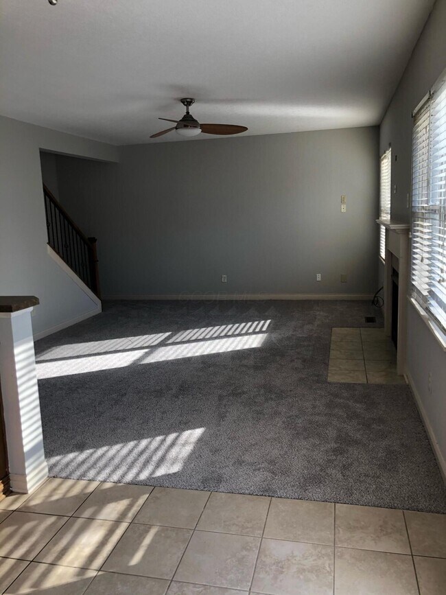 Building Photo - 2715 Rinaldi Dr