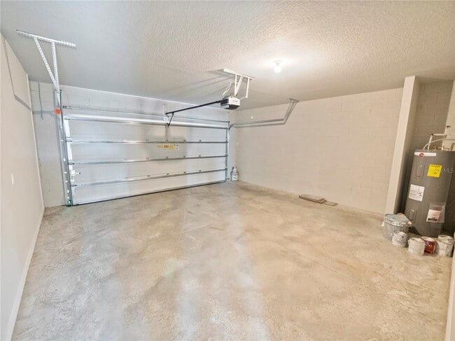 Building Photo - 5268 Sanders Oak Trl