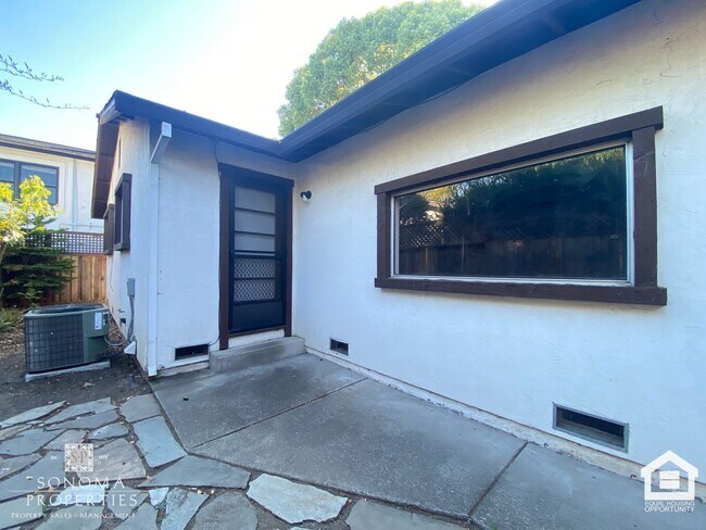 Building Photo - 761-769 1st Street W