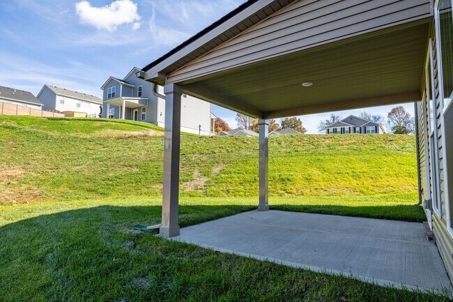 Building Photo - Brand-New 4 Bedroom Home in Beautiful Mary...