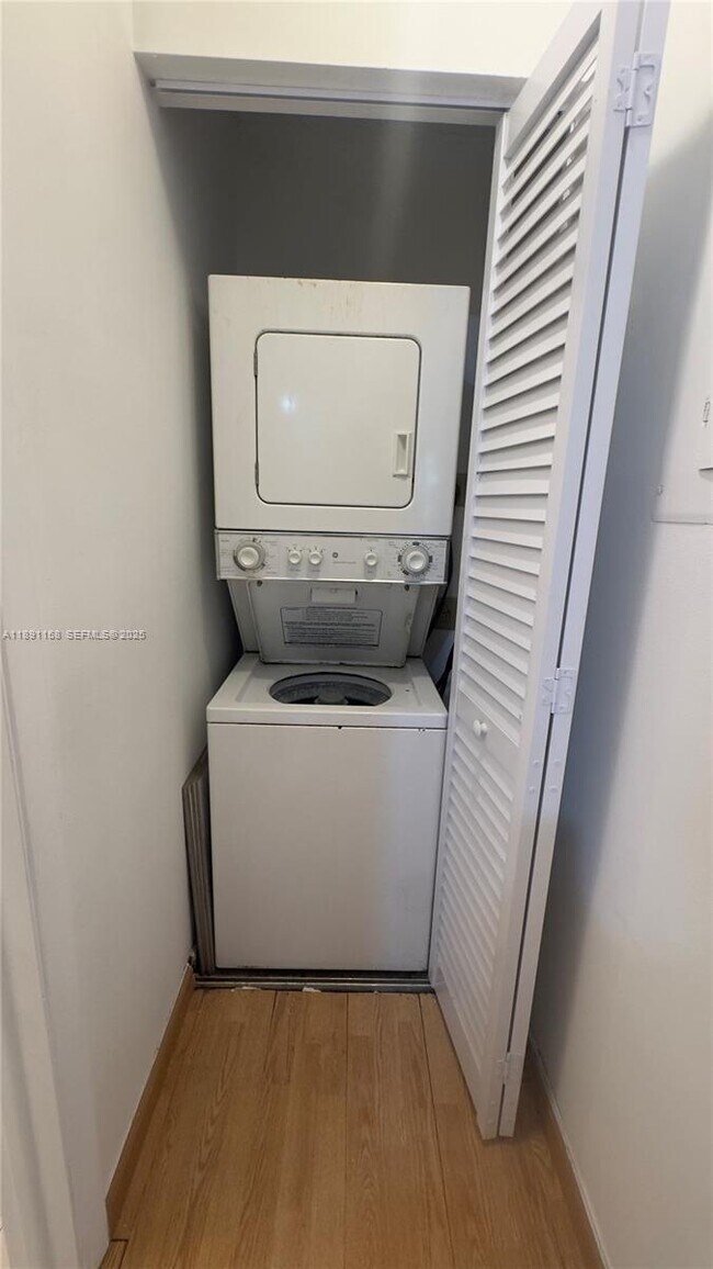 Building Photo - 10480 NW 8th St