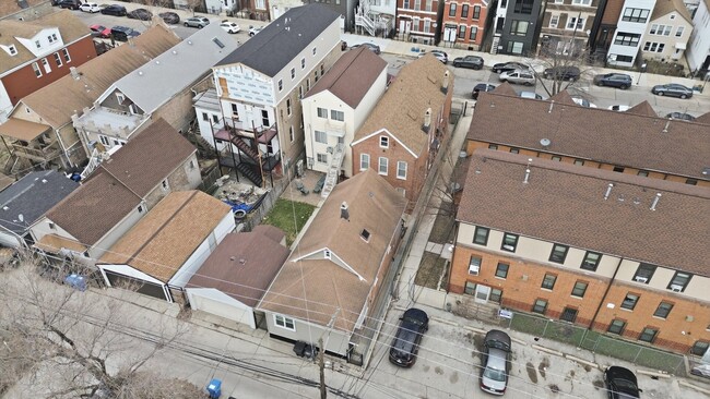 Building Photo - 2125 W 18th Pl