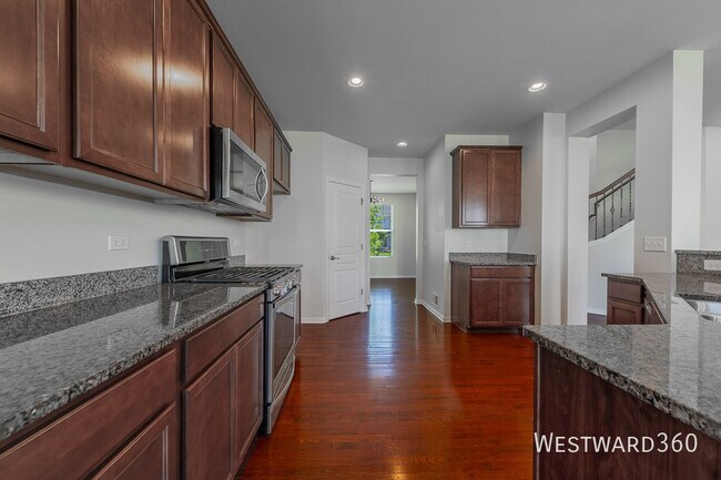 Building Photo - 3439 Birch Ln