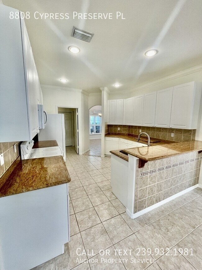 Building Photo - 8808 Cypress Preserve Pl