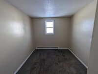 Building Photo - 1001 S Pittenger Rd