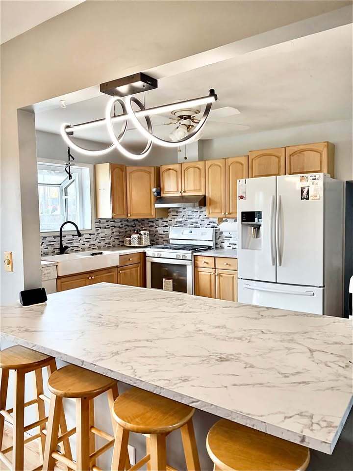 Building Photo - 1595 Oregon Trl