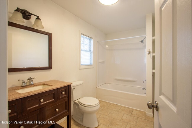 Building Photo - 2262 NY-66