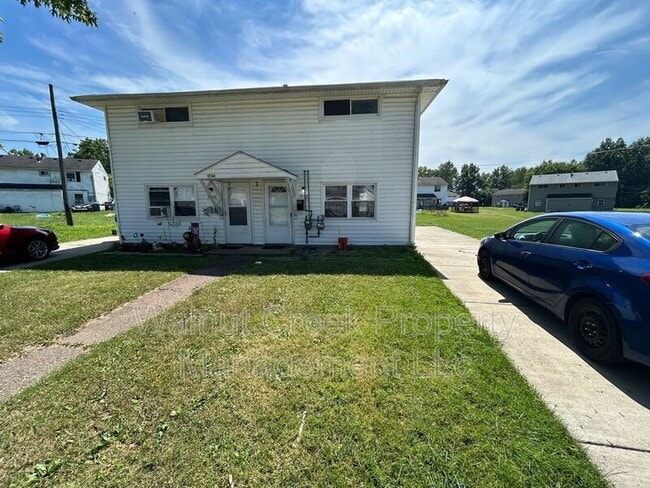 Primary Photo - 1734-1734 New Mexico Ave