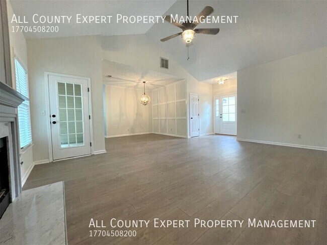 Building Photo - 110 Pinion Cir