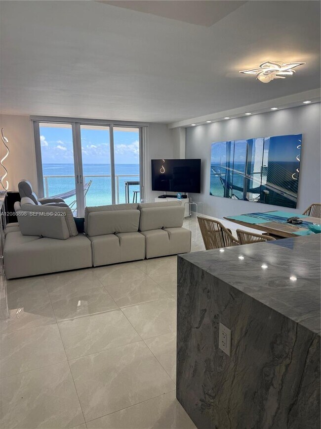Building Photo - 5701 Collins Ave