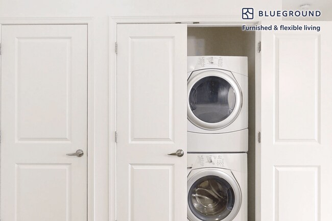 Building Photo - 80 North Centre Ave-SI FL1-ID3475A