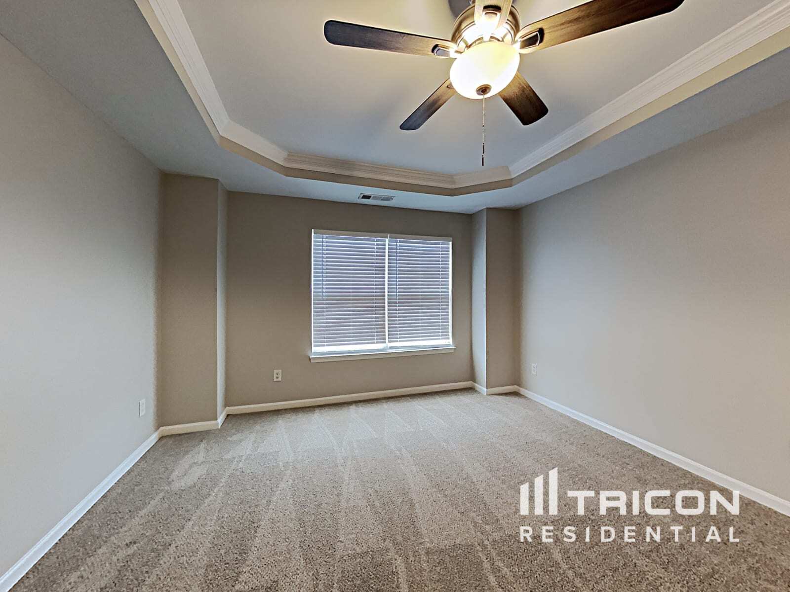 Building Photo - 7751 Parkside Dr