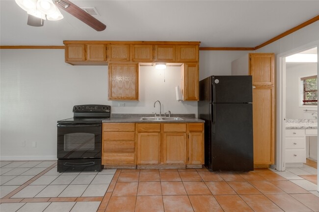 Building Photo - 1412 22nd St