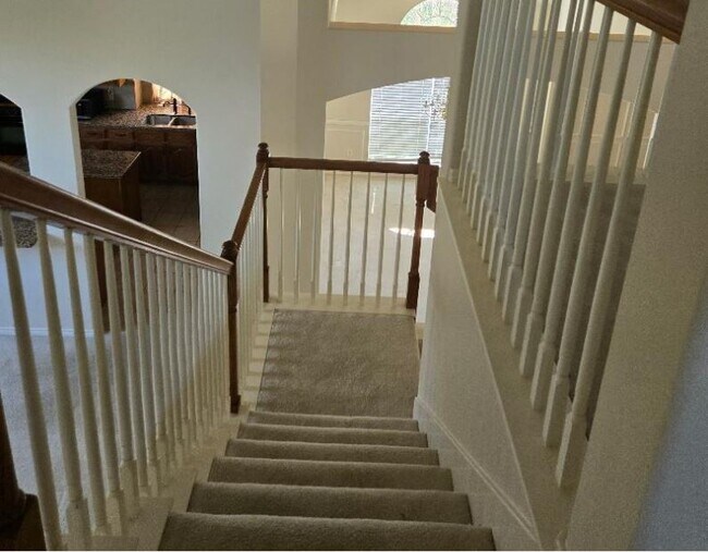 Building Photo - 5719 Candlecreek Dr