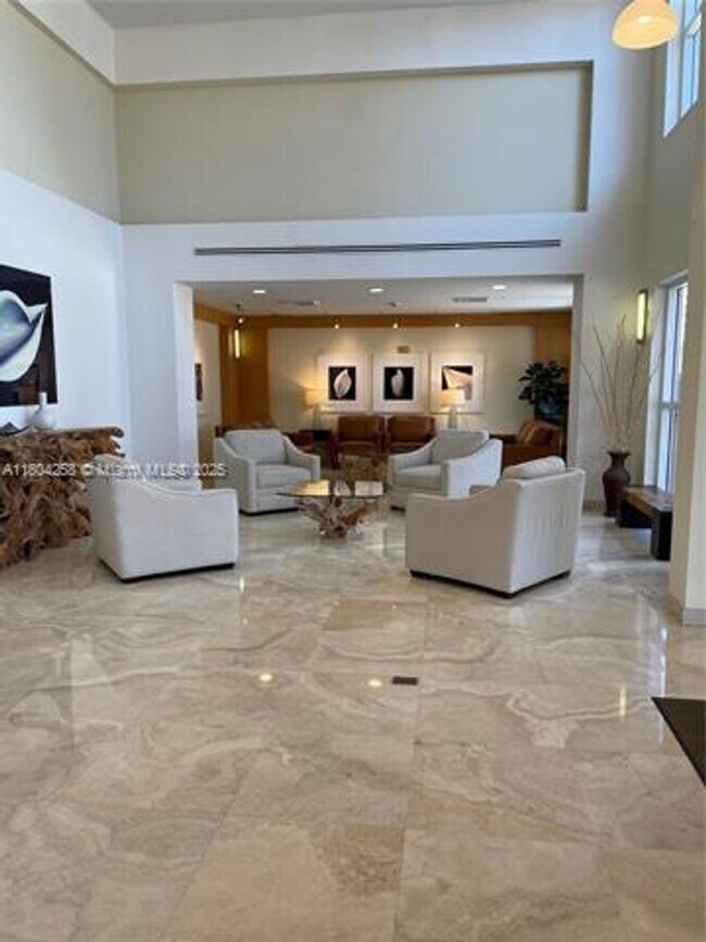 Building Photo - 2080 S Ocean Dr