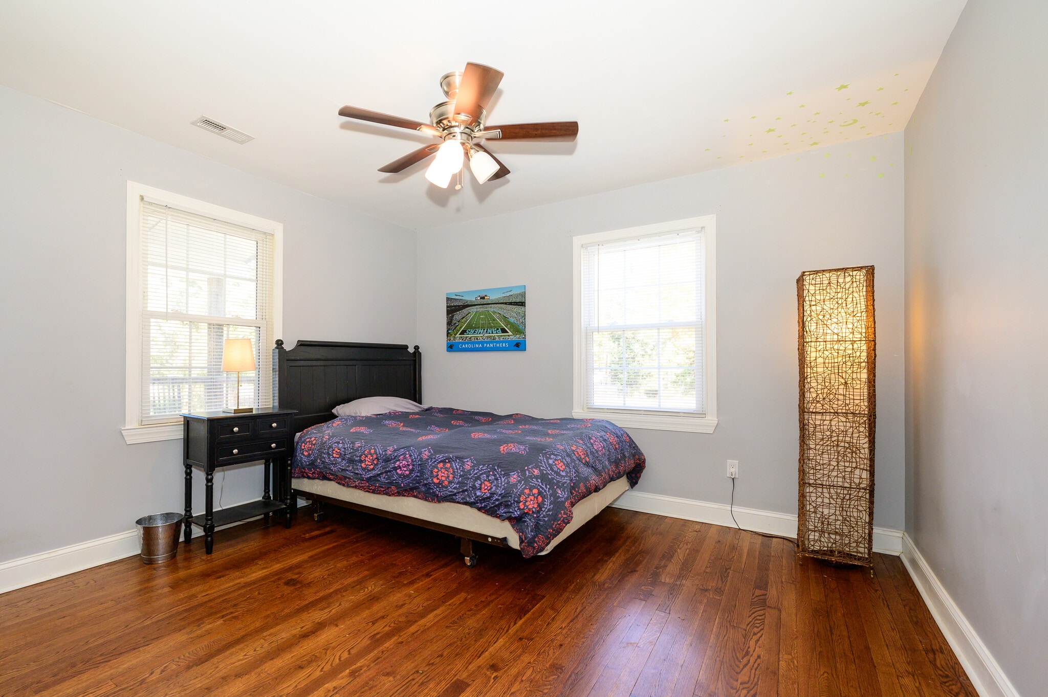 Bedroom 2 - 2660 Roslyn Ave