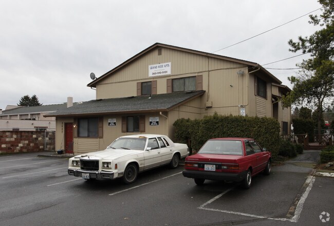 Building Photo - Grand West Apartments