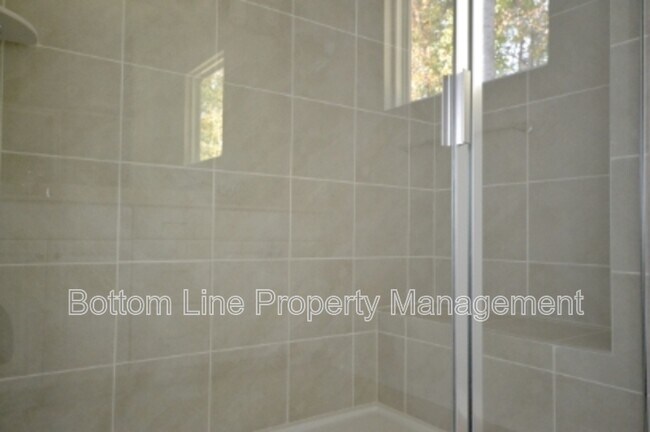 Building Photo - 3314 Finchborough Ct