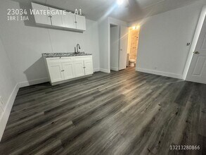 Building Photo - 23034 Watergate-A1