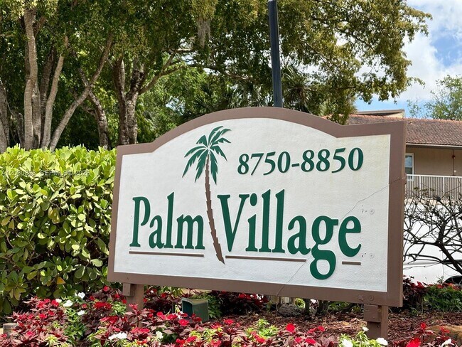 Building Photo - 8750 Royal Palm Blvd