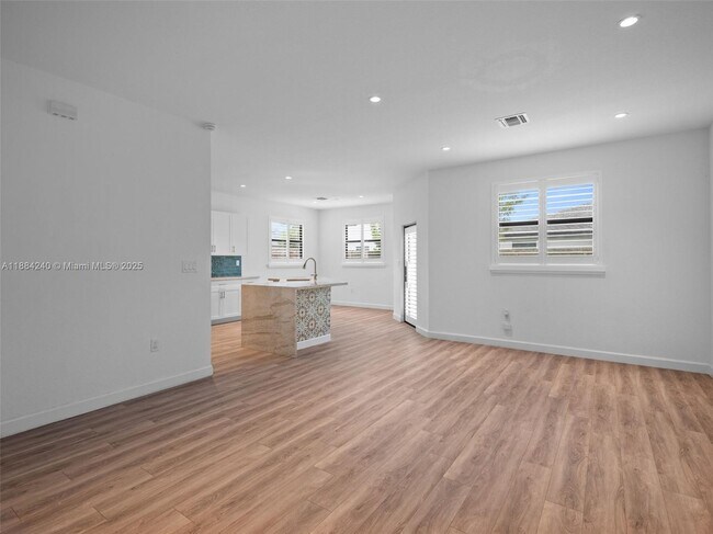 Building Photo - 13362 SW 284th St