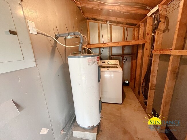 Building Photo - Great 2 Bedroom Home in Fort Walton Beach!