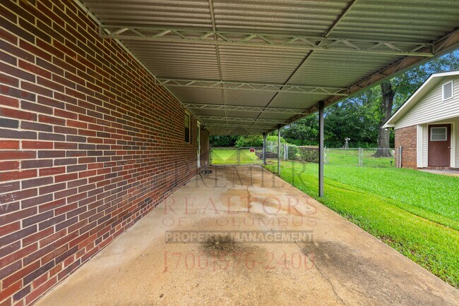 Building Photo - 4008 Penrod Dr