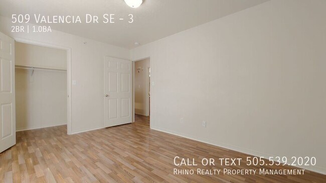 Building Photo - 509 Valencia Dr SE