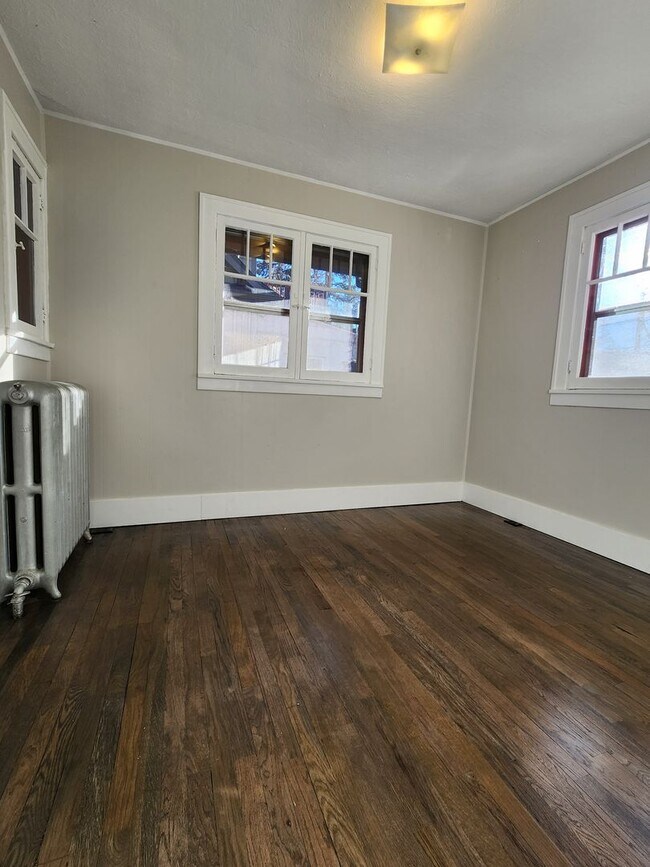 Building Photo - Charming home MOVE IN READY in Wash Park West neighborhood!! Amazing Deal!!!