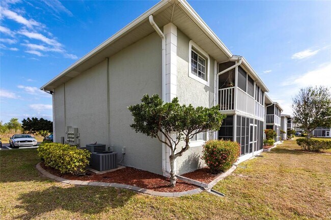 Building Photo - 3310 Loveland Blvd